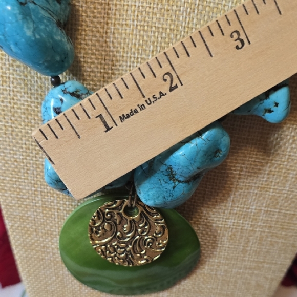 Chico's Faux Turquoise and Green Dyed Shell Statement Necklace - Picture 7 of 12